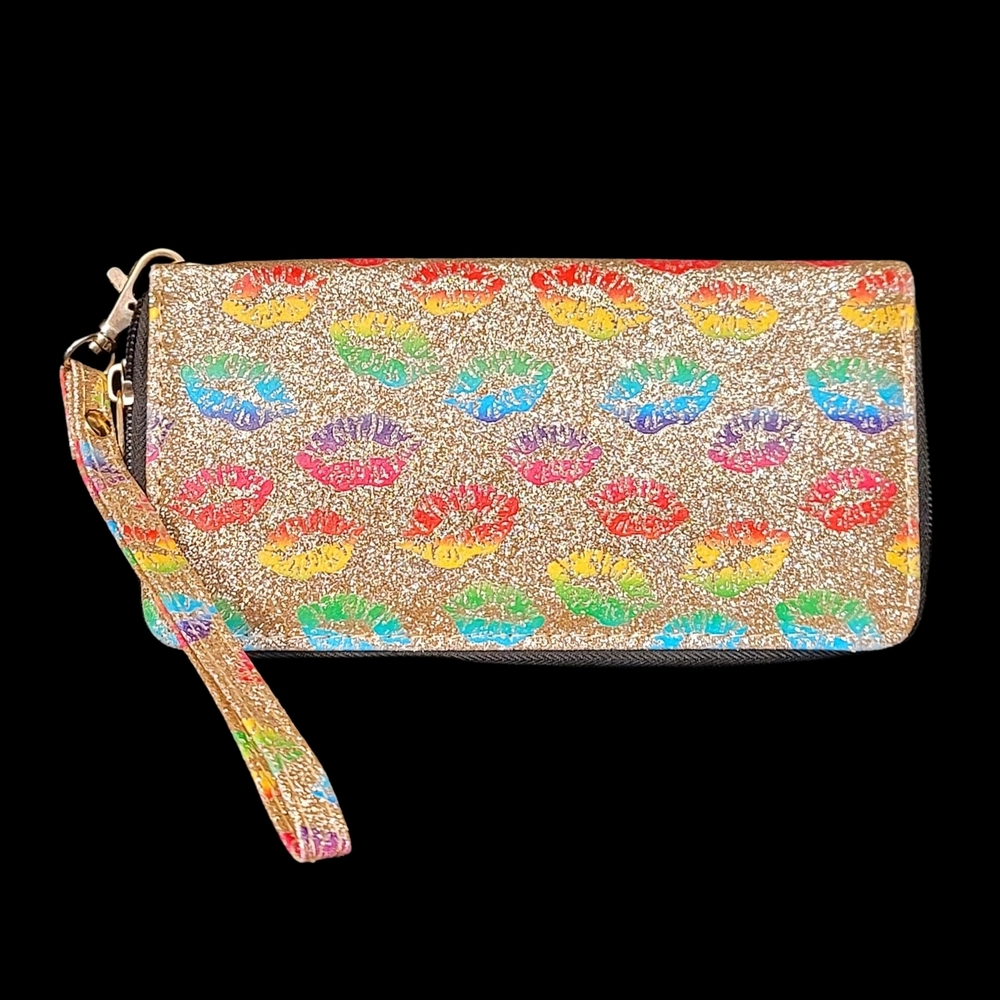 Glitter Kiss Wristlet Clutch - Rainbow Lip Print